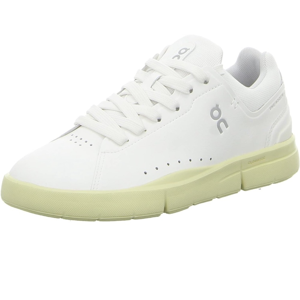 On Running The Roger Advantage sneaker shoe white hay size 7 11824